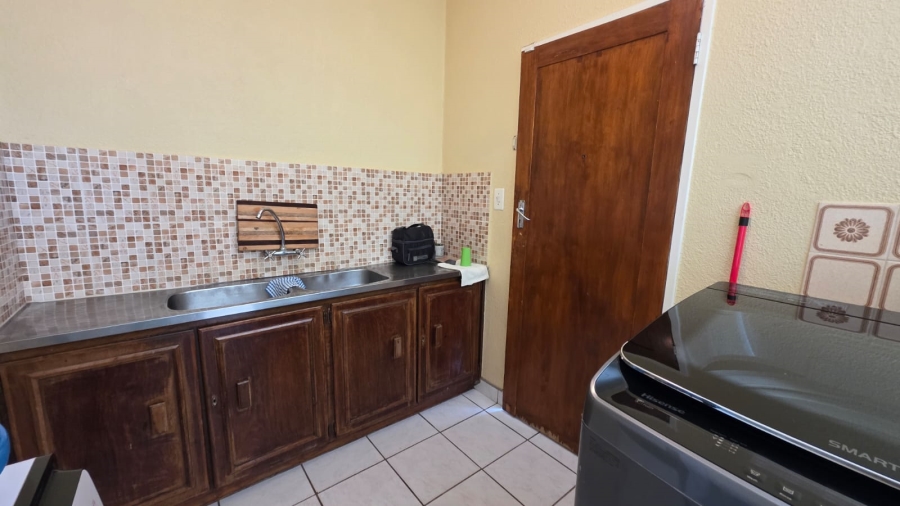 4 Bedroom Property for Sale in La Hoff North West